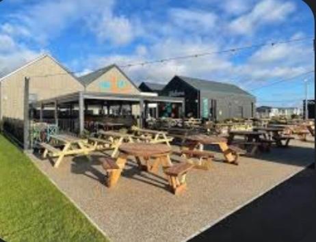 Hotel Three Jays Saint Osyth Exterior foto